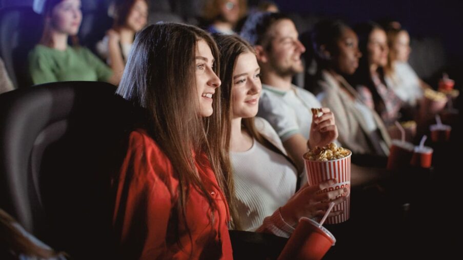 Abre el plazo en España para solicitar el Bono Cultural Joven en 2025, con un importe de 400 euros​