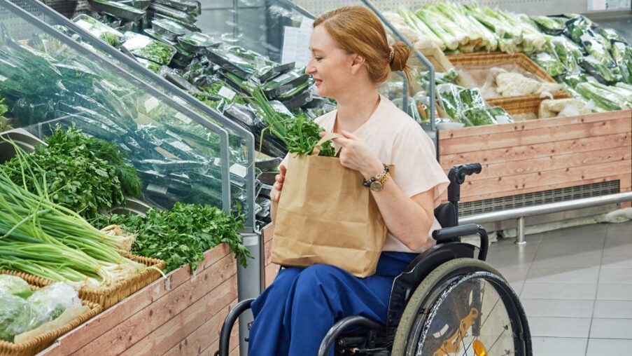 La OCU destaca 6 derechos claves de las personas con discapacidad en España​