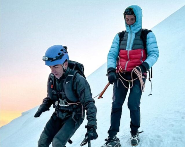 El atleta paralímpico Pol Makuri sube el Mont Blanc en 11 horas en memoria de su amigo Sergio Mingote​