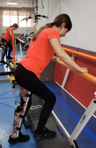 Beatriz, la profesora que la vida convirtió en alumna de la aceptación: una metástasis le privó de volver a caminar​