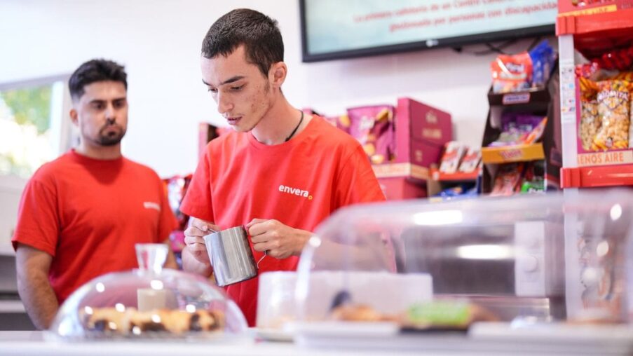 ‘Envera Gastro’, la primera cafetería municipal de Madrid gestionada por personas con discapacidad​