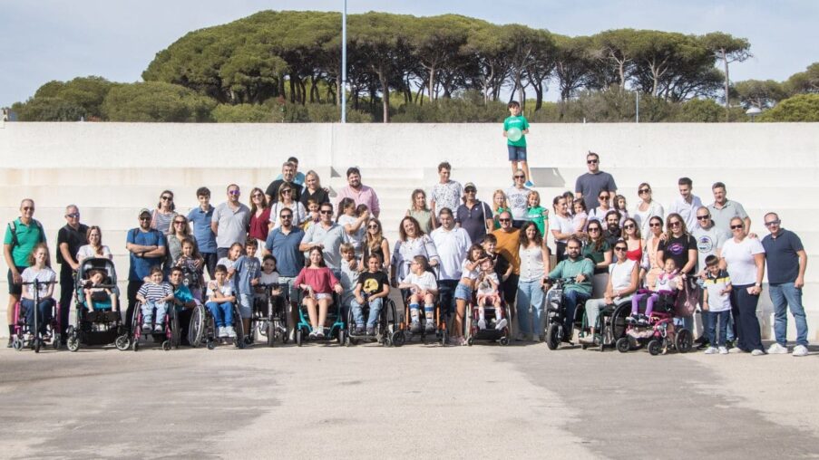 Decenas de niños con discapacidad navegarán en la Bahía de Cádiz para «desconectar en el mar»​