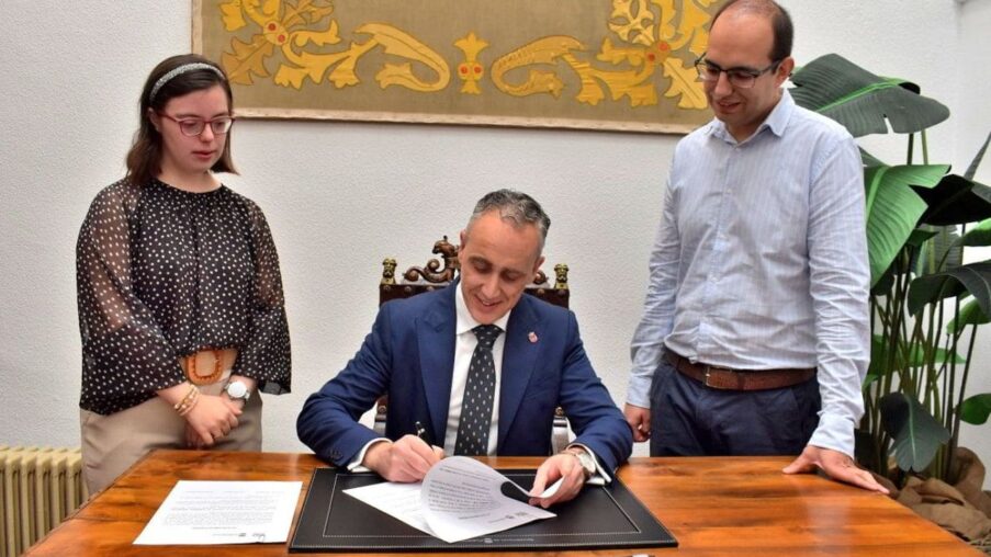 El Ayuntamiento de Puertollano contará por primera vez en su historia con dos funcionarios con discapacidad intelectual​