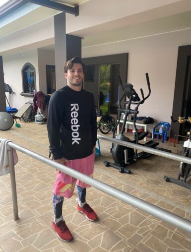 Esteban Chavarría: encontrar en la moda el espacio para normalizar la discapacidad en silla de ruedas​